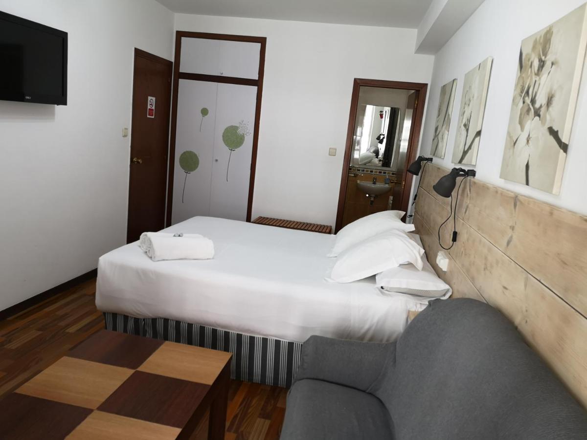 Hostal Carbonara A Coruña Εξωτερικό φωτογραφία