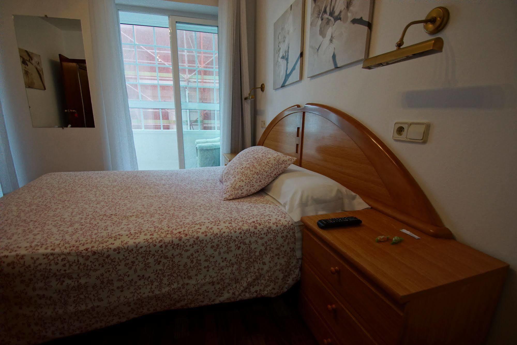 Hostal Carbonara A Coruña Εξωτερικό φωτογραφία