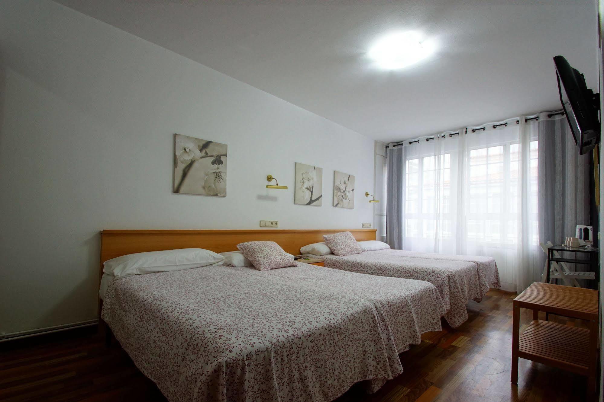 Hostal Carbonara A Coruña Εξωτερικό φωτογραφία